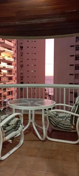 Apê da Mi - 2 min da Praia de Pitangueiras - Guarujá